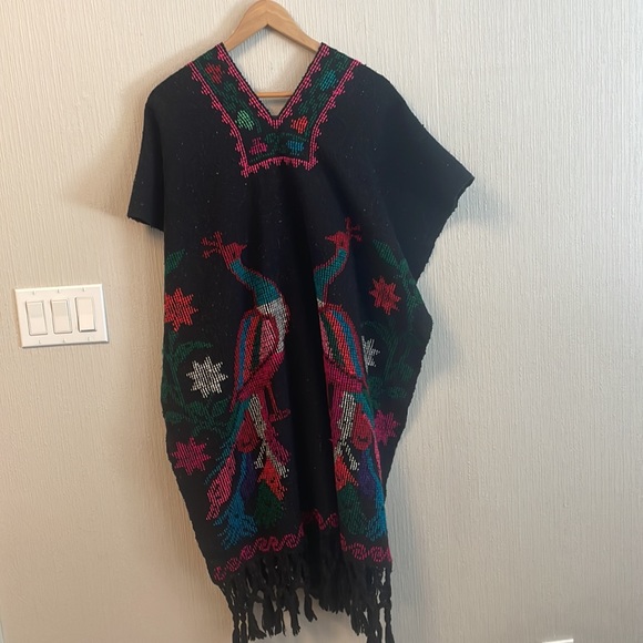 Vintage Poncho - Picture 3 of 3